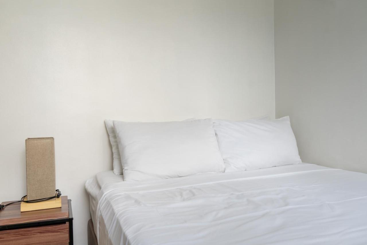 Prime Avant Bgc Location Apartments By Ph Staycation Manila Exterior foto