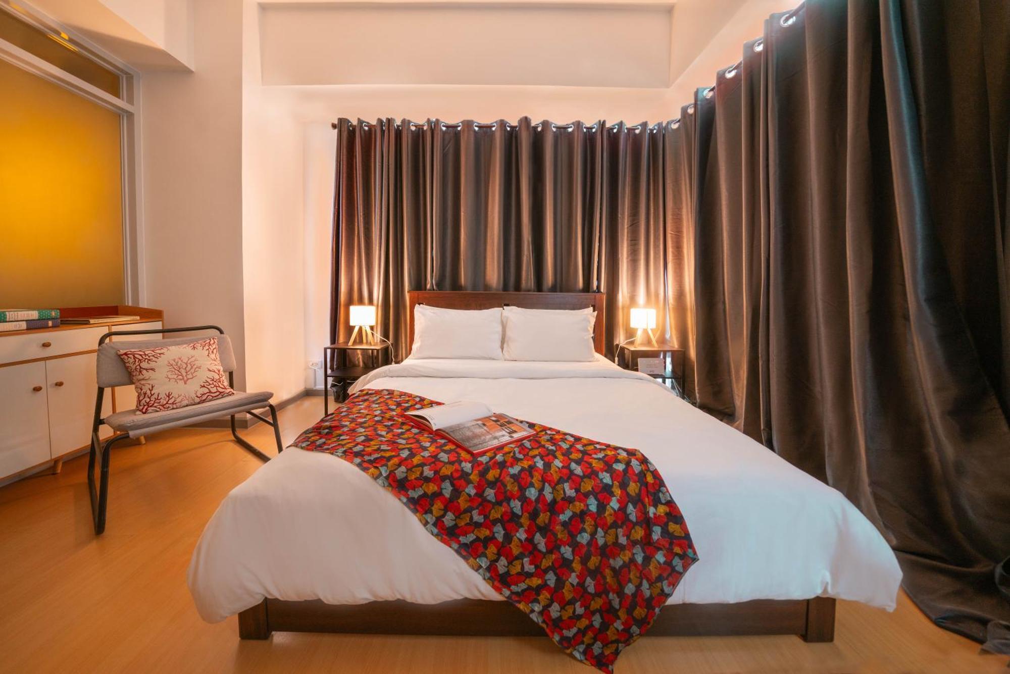 Prime Avant Bgc Location Apartments By Ph Staycation Manila Exterior foto